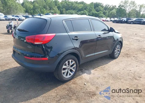 2016 Kia Sportage Lx z USA, uszkodzony, nr VIN KNDPBCAC4G7809568